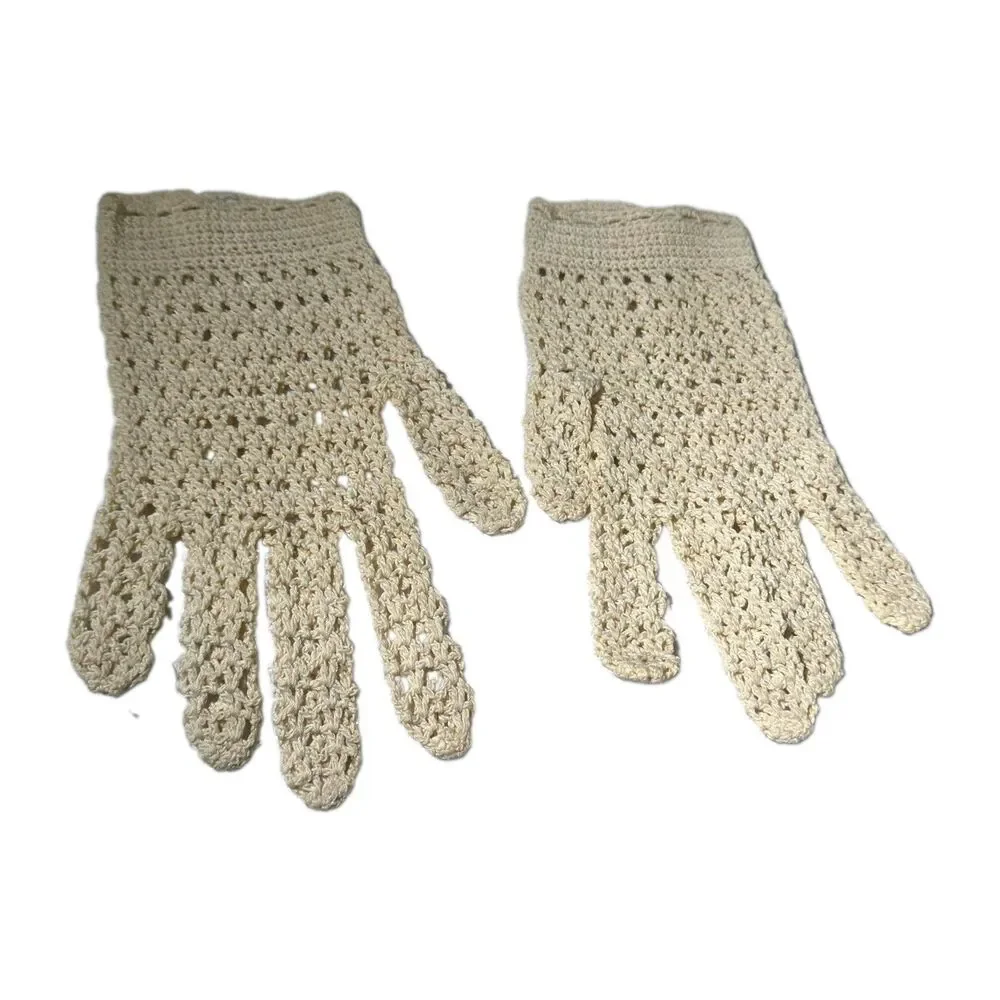 Vintage 1950s Grandoe Crochet/Lace Gloves no tags- Wrist 4